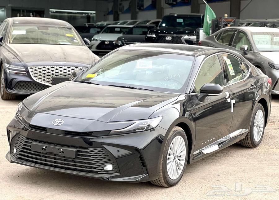 كامري LE بنزين 202564235137250305110