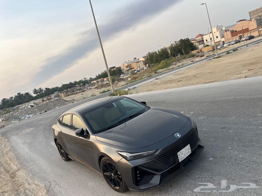 2023 شانجان يوني في64245910951042112