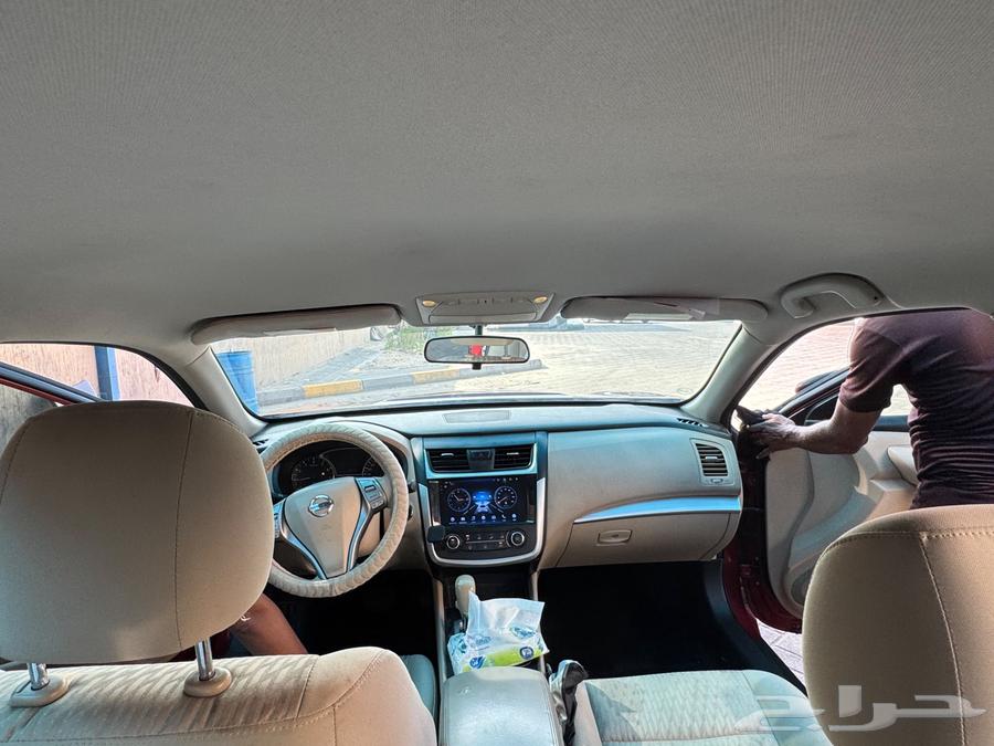 نيسان التيما نص فل مثبت سرعة جنوط السيارة نظيييفة ومستخدمة64246413560834114