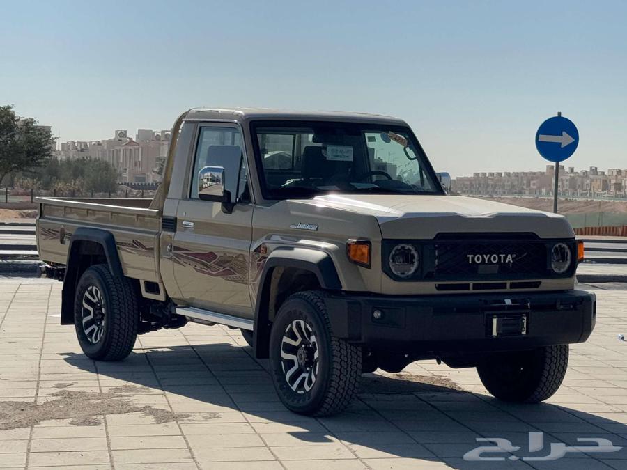 تويوتا شاص رفرف فل LX V6توماتيك بنزين 2025كاش وأقساط64247279551235111