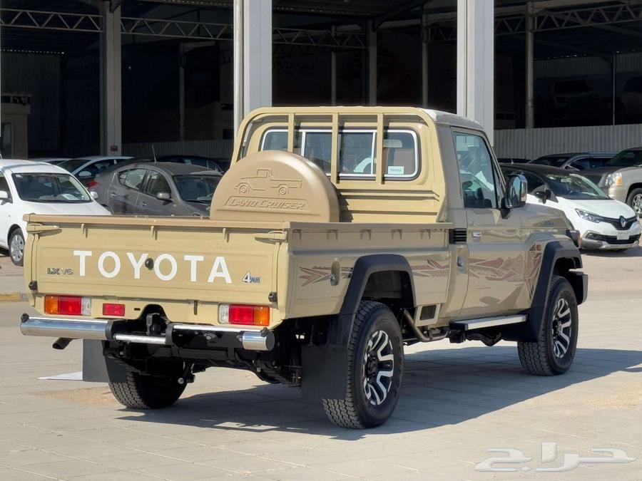 تويوتا شاص رفرف فل LX V6توماتيك بنزين 2025كاش وأقساط64247279551235114