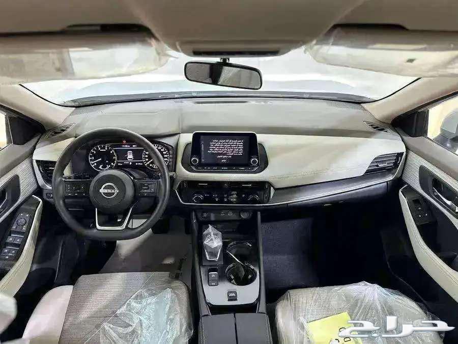 نيسان اكس تريل استاندر 7 مقاعد موديل 202564249557574274112