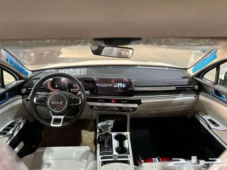 Kia K5 Standard Advanced with Sunroof 202564251202471043114