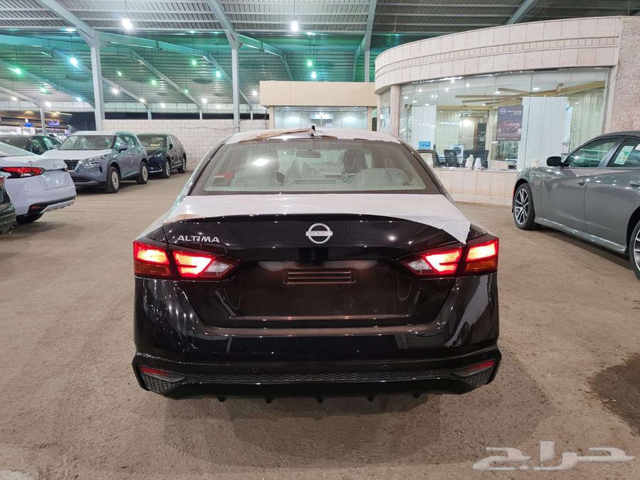 نيسان التيما موديل 202564250866640258111