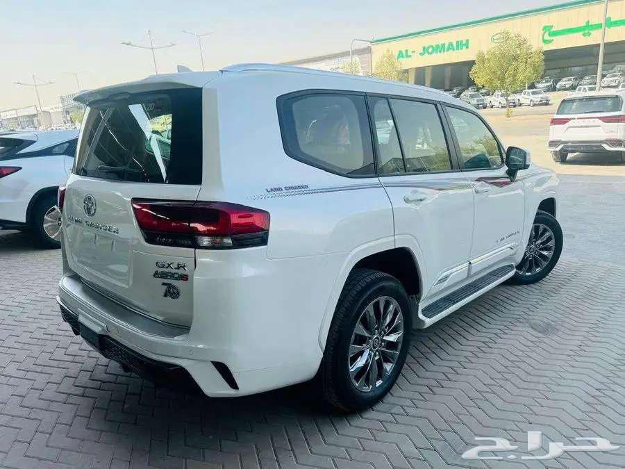 تويوتا لاندكروزر L5 -GXR- بنزين 2025 كاش وتقسيط بنوك64234744971651114