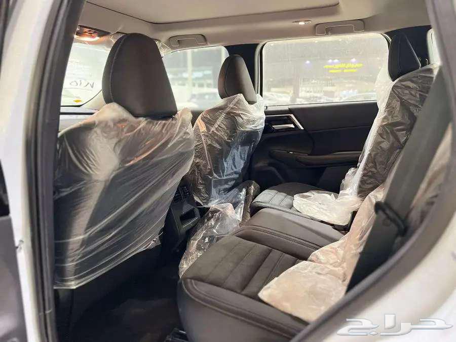 ميتسوبيشي اوتلاندر نص فل 7 راكب 2025 عرض خاص64237676357378111