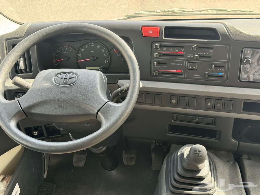 تويوتا كوستر موديل 2025باص 23 راكب ديزل4 سلندر خليجي كميات64236050862978114