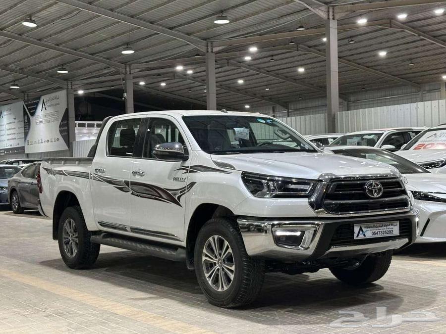 تويوتا هايلكس SGLXغمارتين فل2.7 بنزين دبل موديل 202564236234270721110