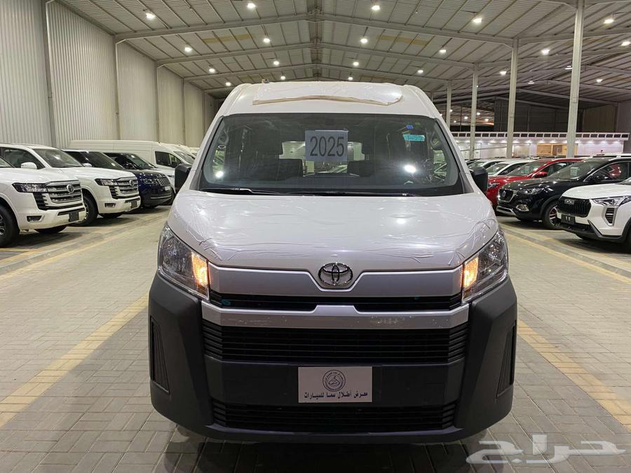 تويوتا باص هايس بضاعة سقف عالي 2025 ديزل ابيض جير عادي سعودي64236394146819110