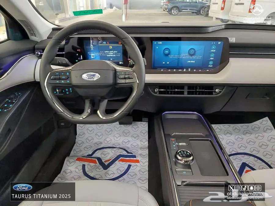 فورد تورس تيتانيوم موديل 202564237236979713111