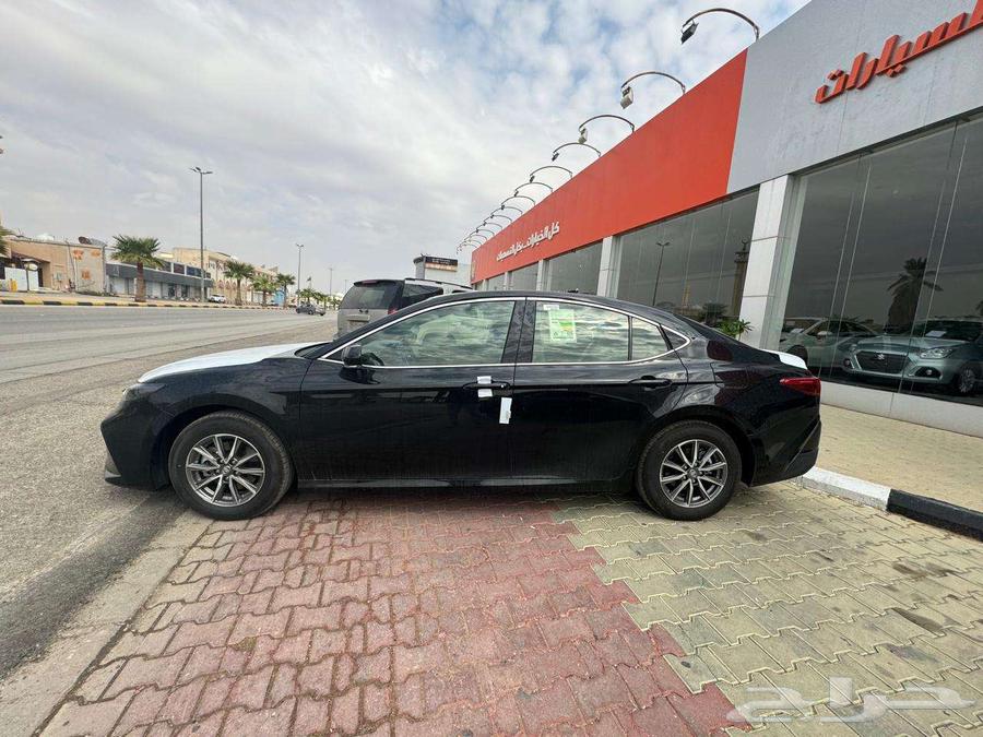 كامري E ستاندر موديل 2025م سعودي64237651277057112