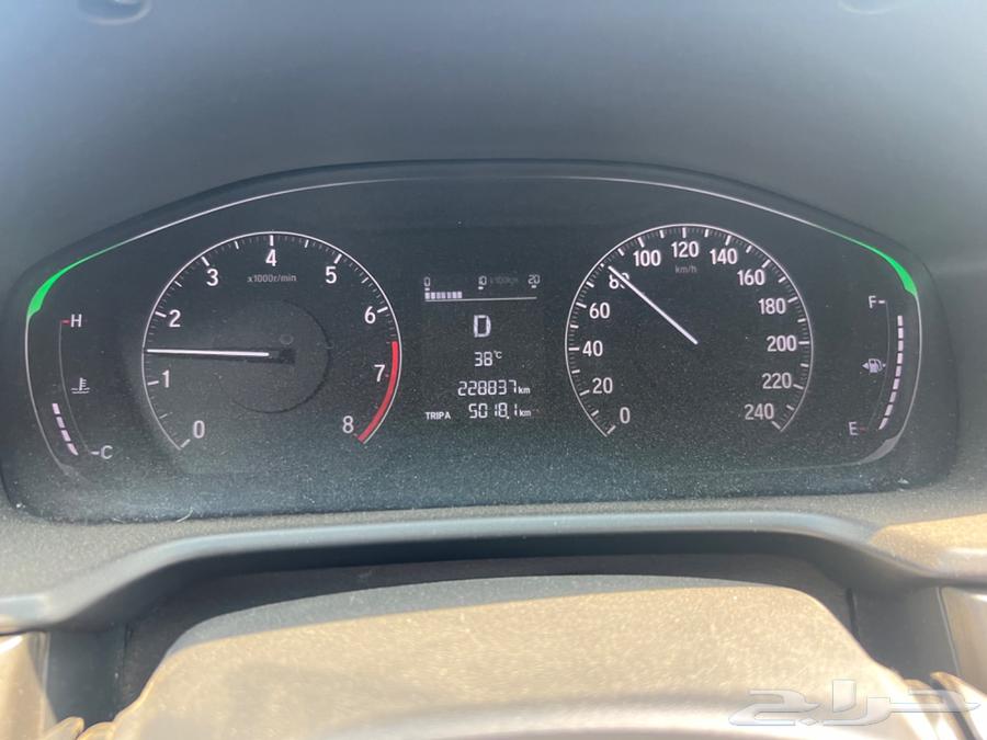 هوندا اكورد 201864238968238977112