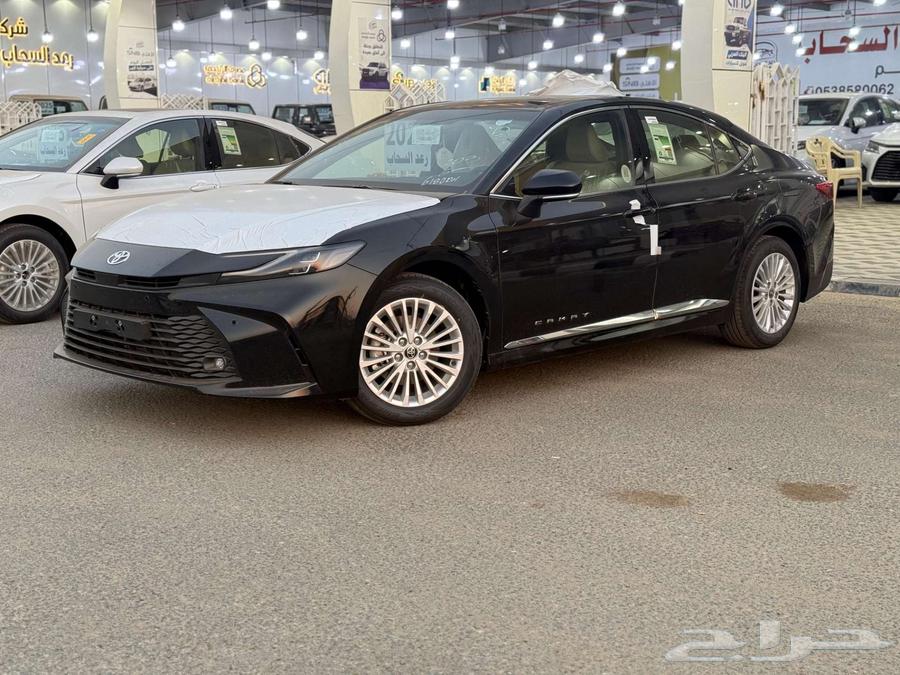 كامري LE بنزين اسود64240505579650113