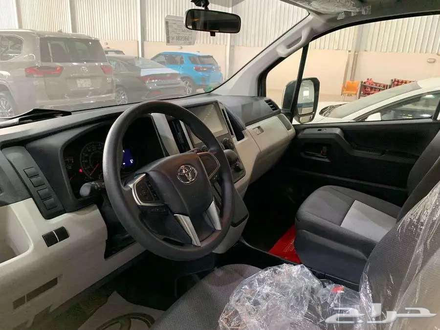 تويوتا باص هايس 13 راكب قير عادي ديزل 2025 سقف عالي64242391433217114