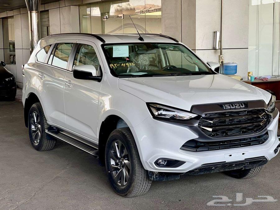 ايسوزو ام يو اكس 4X4 3.0 فل كامل 2024 كاش او تقسيط64243632563970113