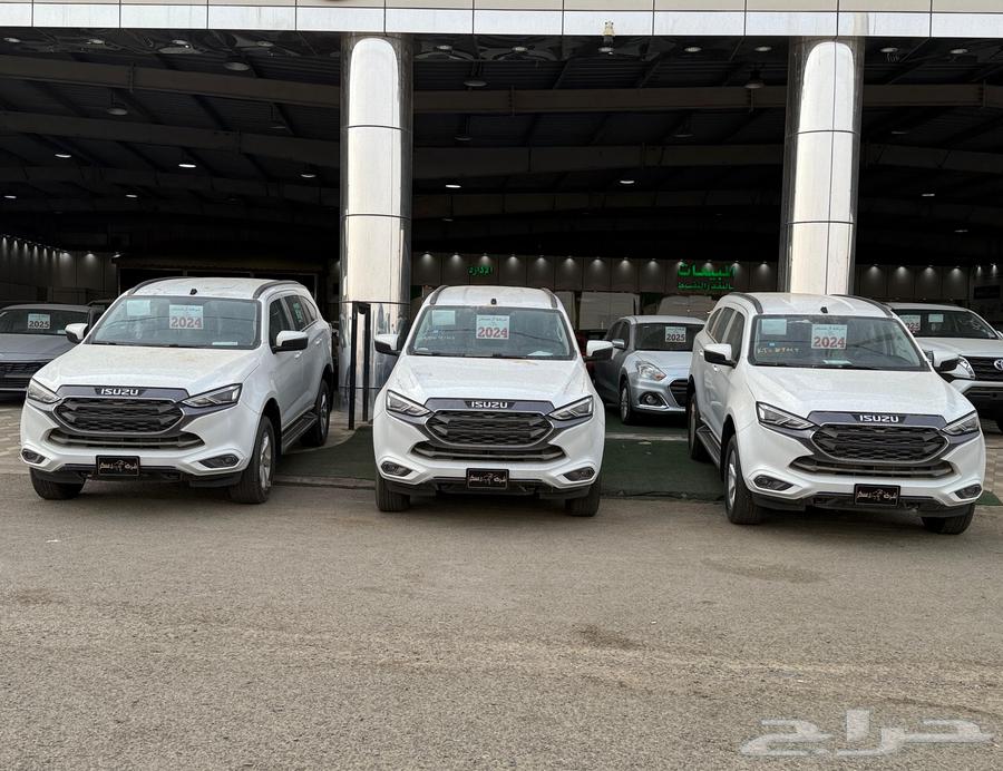 Isuzu MUX Full Option Double 2024 Model Without Opening64233888743170111