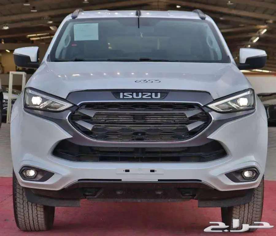 Isuzu MUX Full Option Double Cab 2024 Lowest Price for Cash and Installments at Jeddah Branch64235733229955111