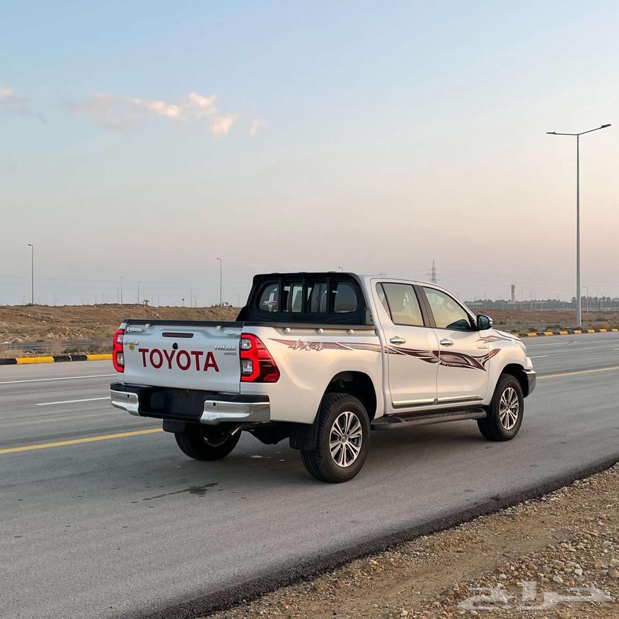 تويوتا هايلكس غمارتين سوبر فل كامل بنزين 2025 سعودي الحق عرض64234744730626112