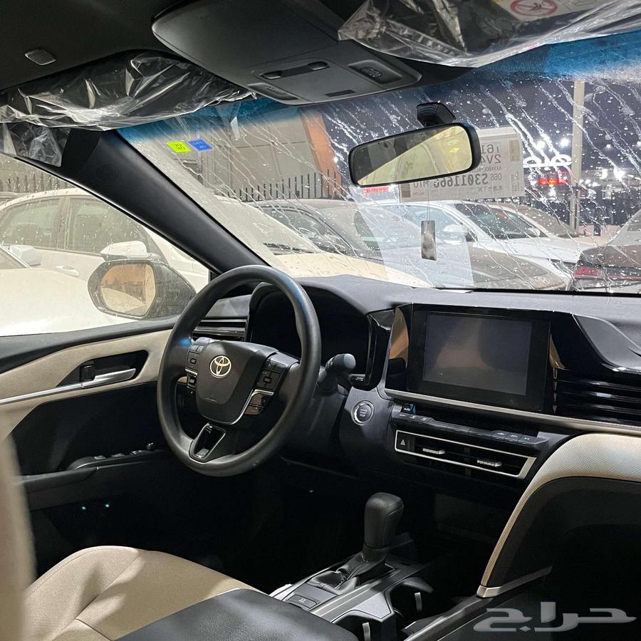تويوتا كامري E بنزين 2025 - عروض الأقساط64240348628995111