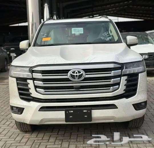 تويوتا لاندكروزر جي اكس ار رقم 2 موديل 202564271709663233111