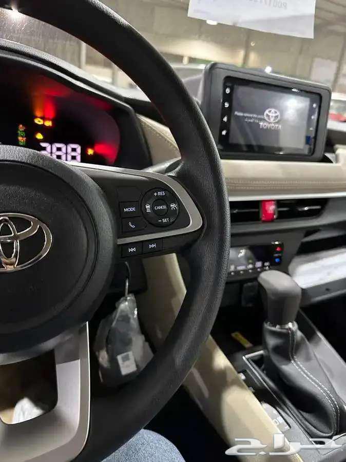 تويوتا يارس واي بلس 202664266449218818114