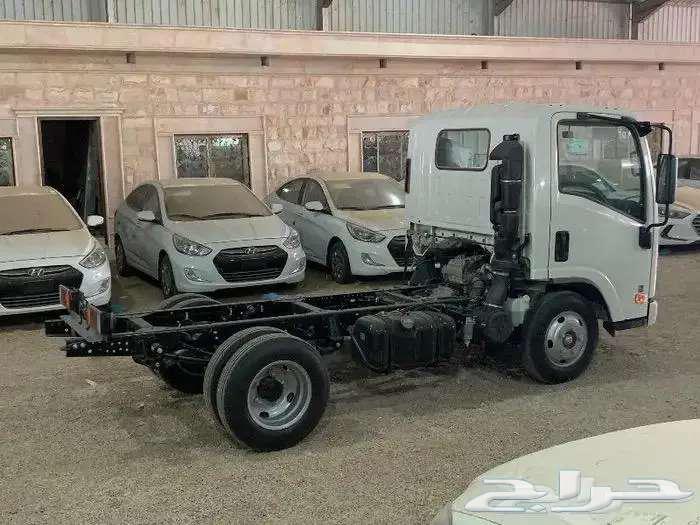 Dina Isuzu 4 Ton, 5 Ton, 6 Ton, 7 Ton, 9.5 Ton Model 202564273437391362111