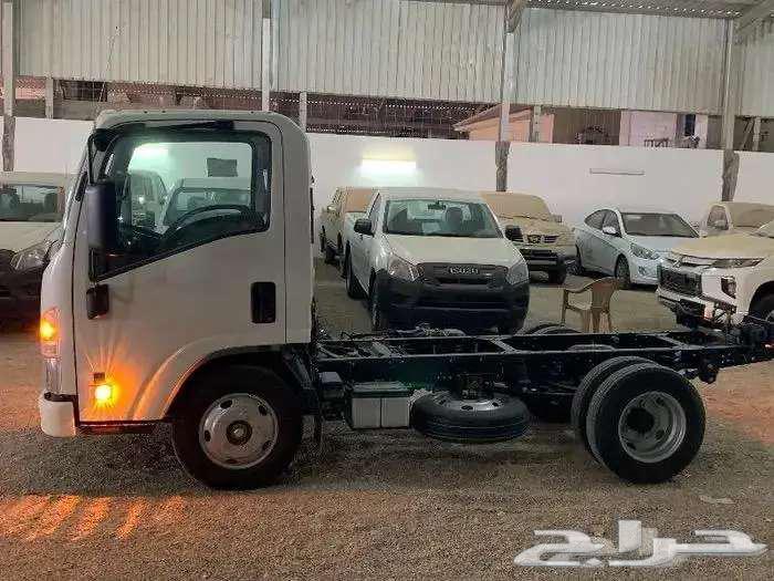 Dina Isuzu 4 Ton, 5 Ton, 6 Ton, 7 Ton, 9.5 Ton Model 202564273437391362110