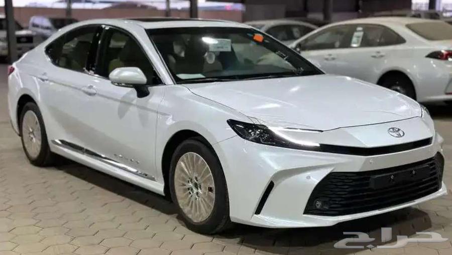 تويوتا كامري LE نص فل 2025 اقساط64273632907138111
