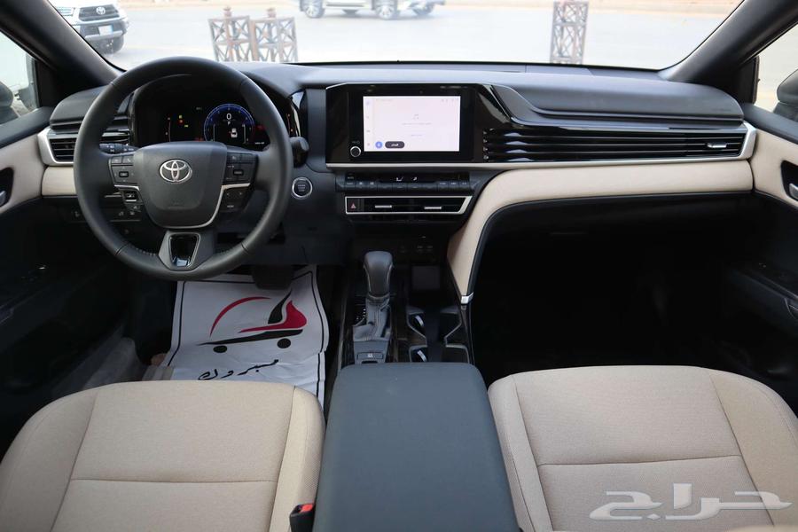 تويوتا كامري LE بنزين 202564266975416194113