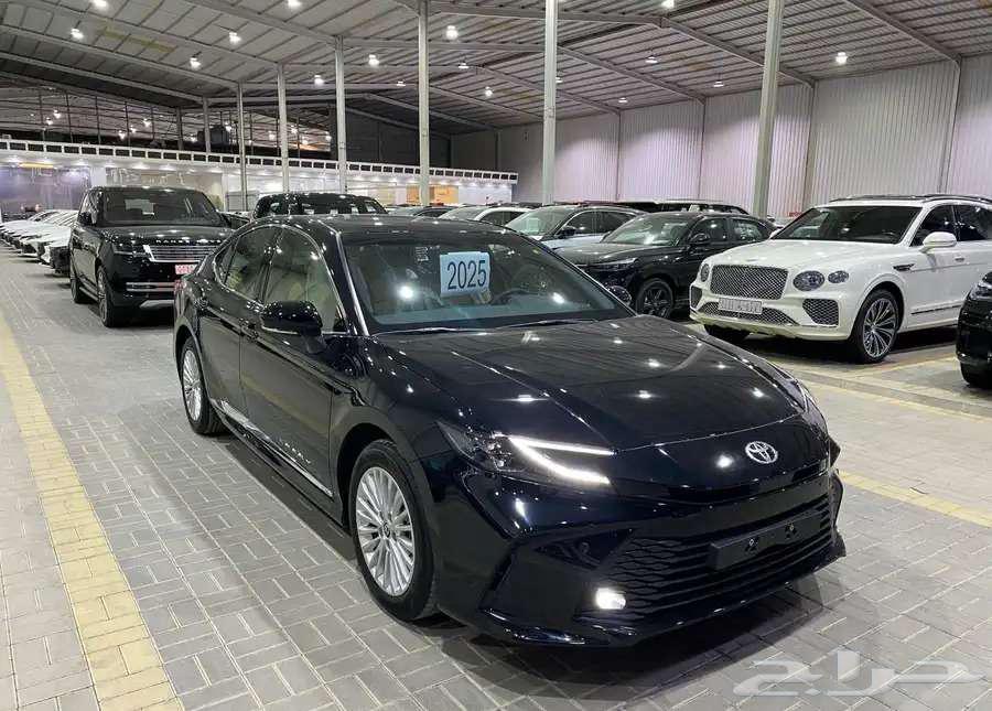 تويوتا كامري E-PLUS هايبرد 202564268363515395112