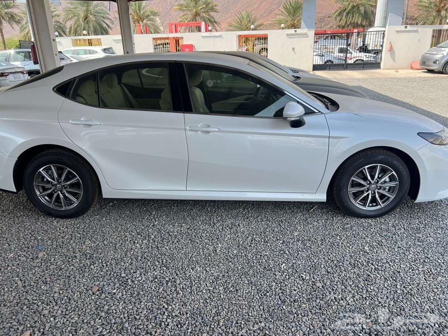 تويوتا كامري E بنزين كاش و تمويل بنوك 202564268341908353111