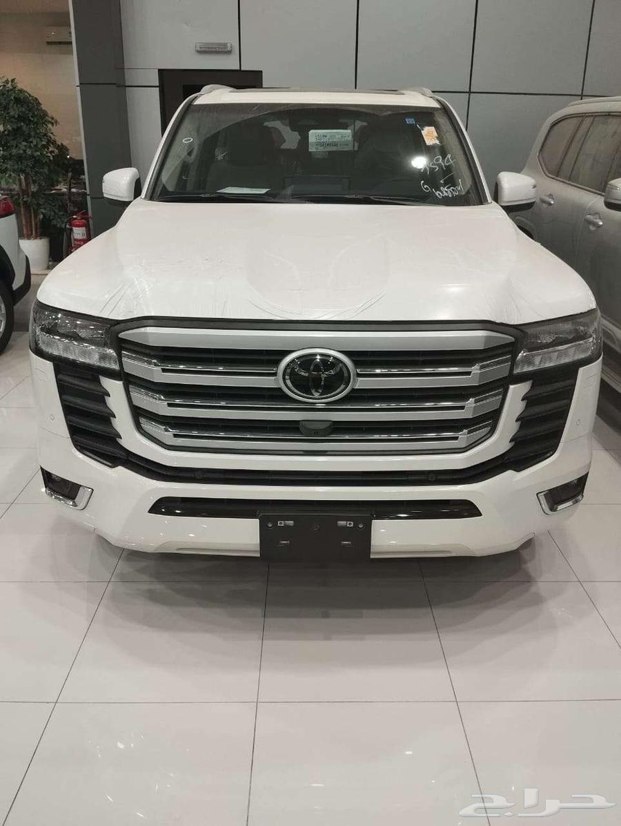تويوتا لاندكروزر GXR L3 بنزين سعودي 2025 طاقة جمركية اقل سعر64295902133123110