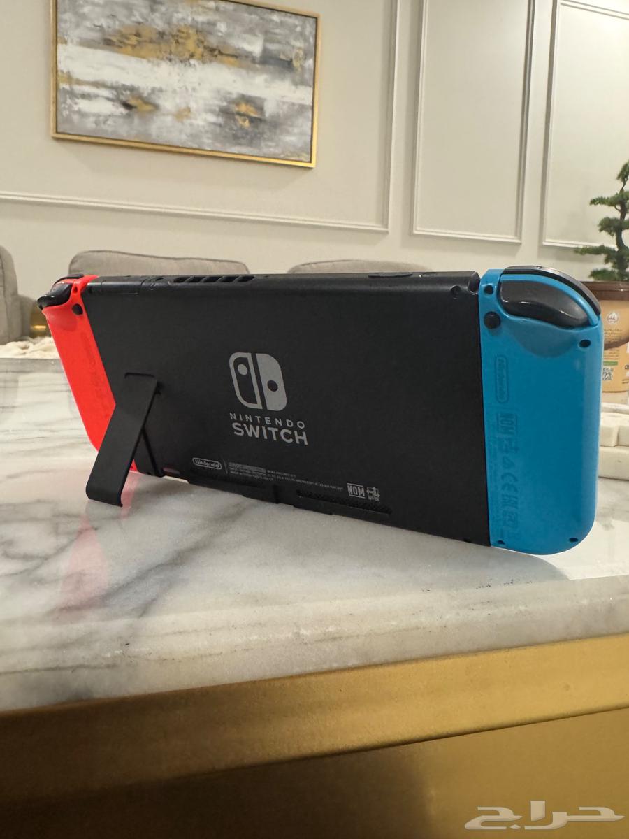Original Nintendo Switch (Not Old) Nintendo Switch64019262430210112