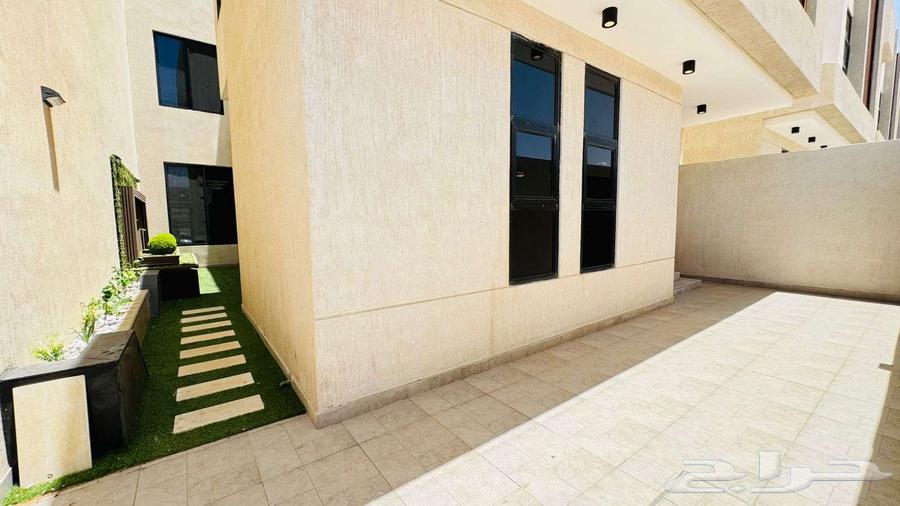 Duplex villa for sale in Al Hamra neighborhood, two streets63613313489666112