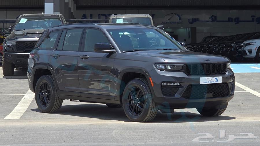 جيب جراند شيروكي 2024 لاريدو خليجي اصفار ضمان الوكيل64323092723330113