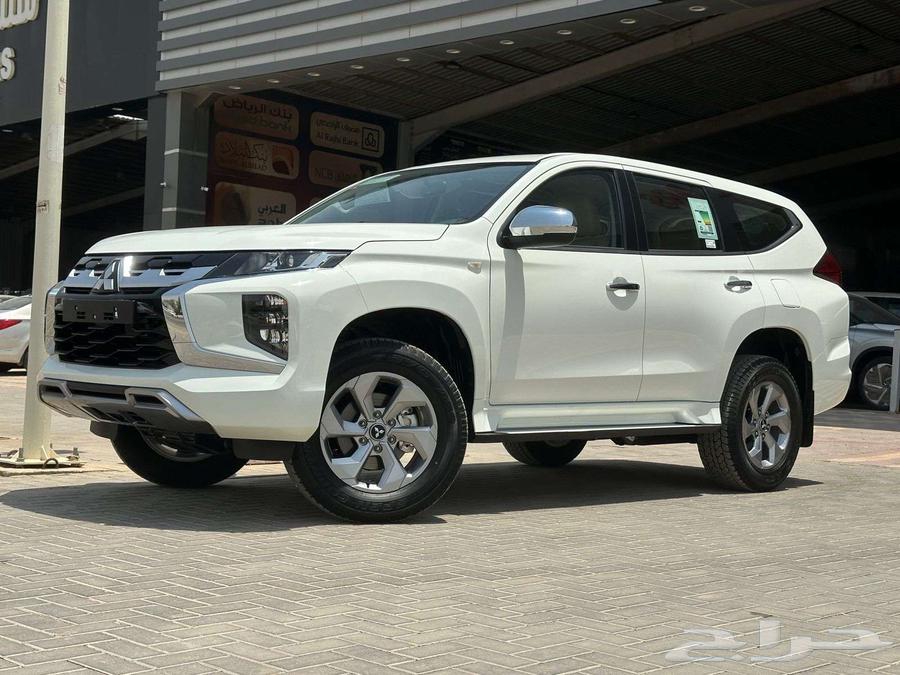 ميتسوبيشي مونتيرو ستاندر موديل 2025 بنزين64322687223297110