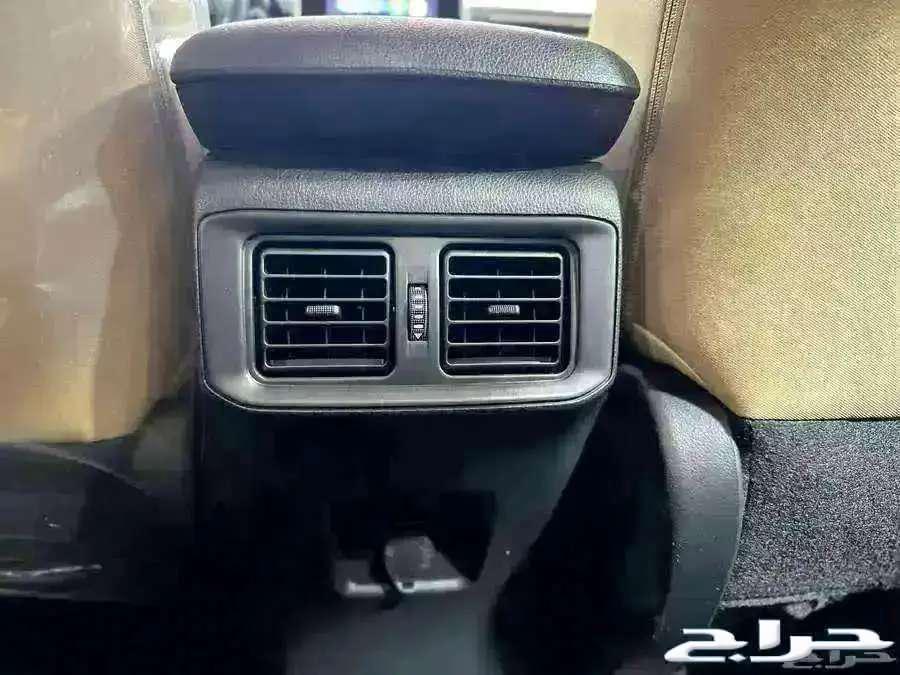 تويوتا راف فور LE استاندر بنزين دبل 202564323789700993112