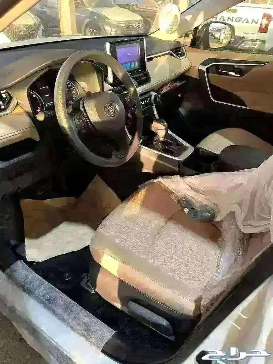 تويوتا راف فور XLE بنزين 202564336365460610111