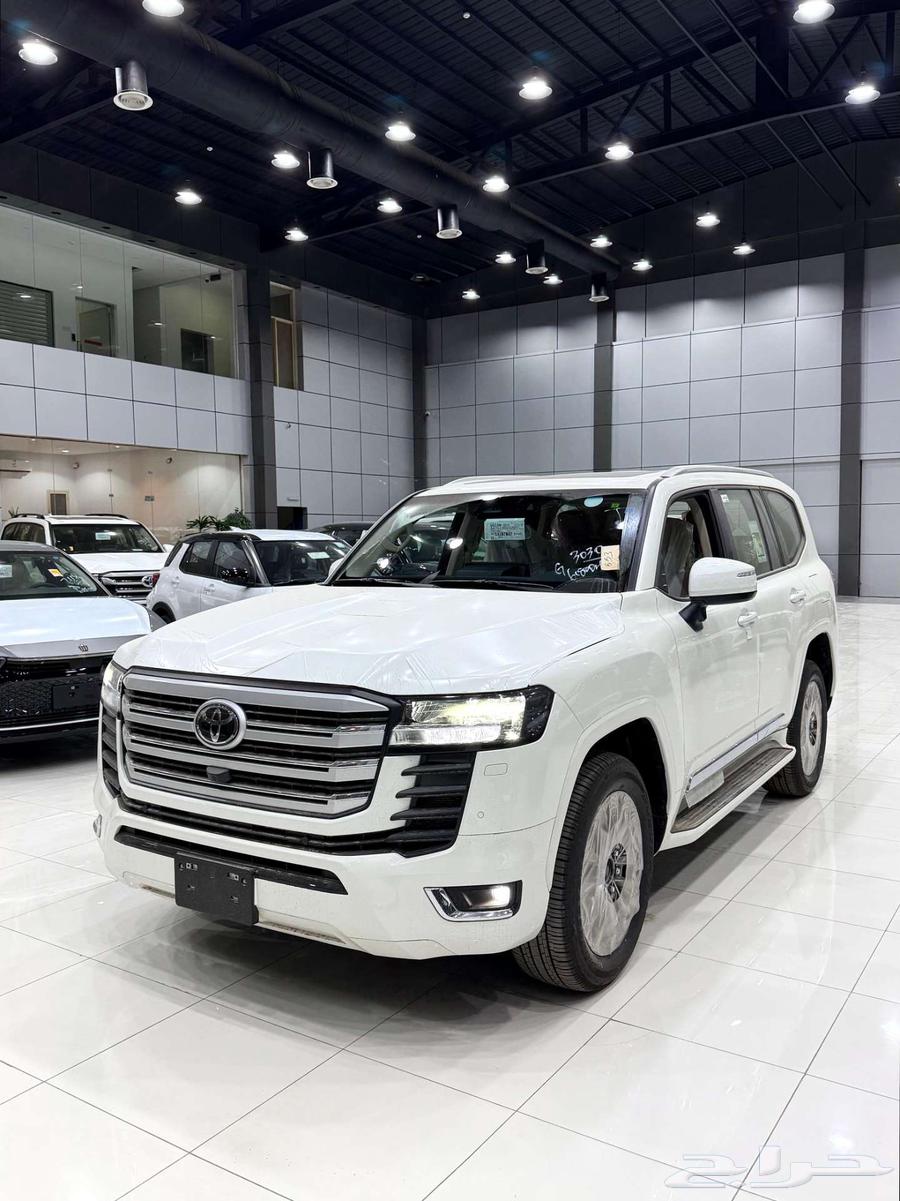 تويوتا لاندكروزر GXRL 4 ديزل 2025 اقل سعر كاش وبنوك64328782344835111