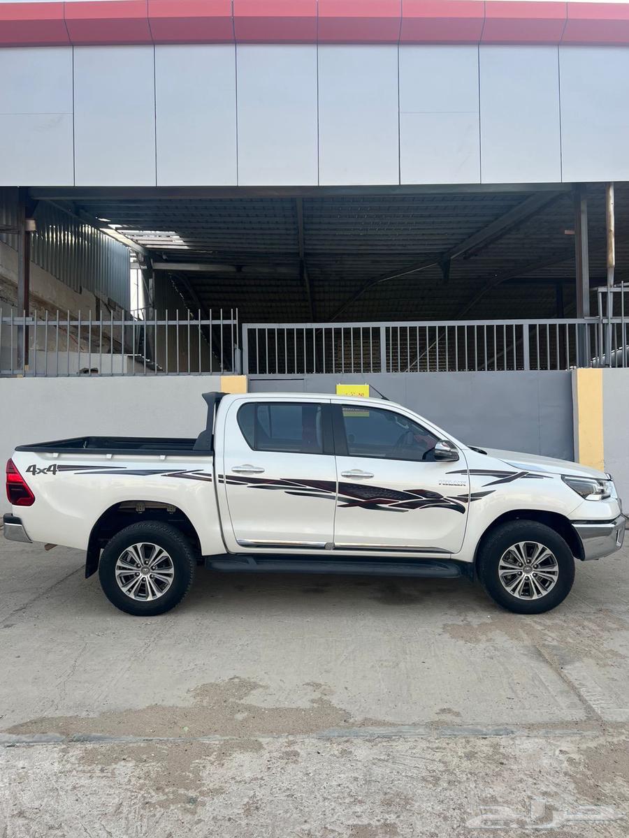 2022 Hilux Saudi Full Option Automatic Transmission64343027427713113