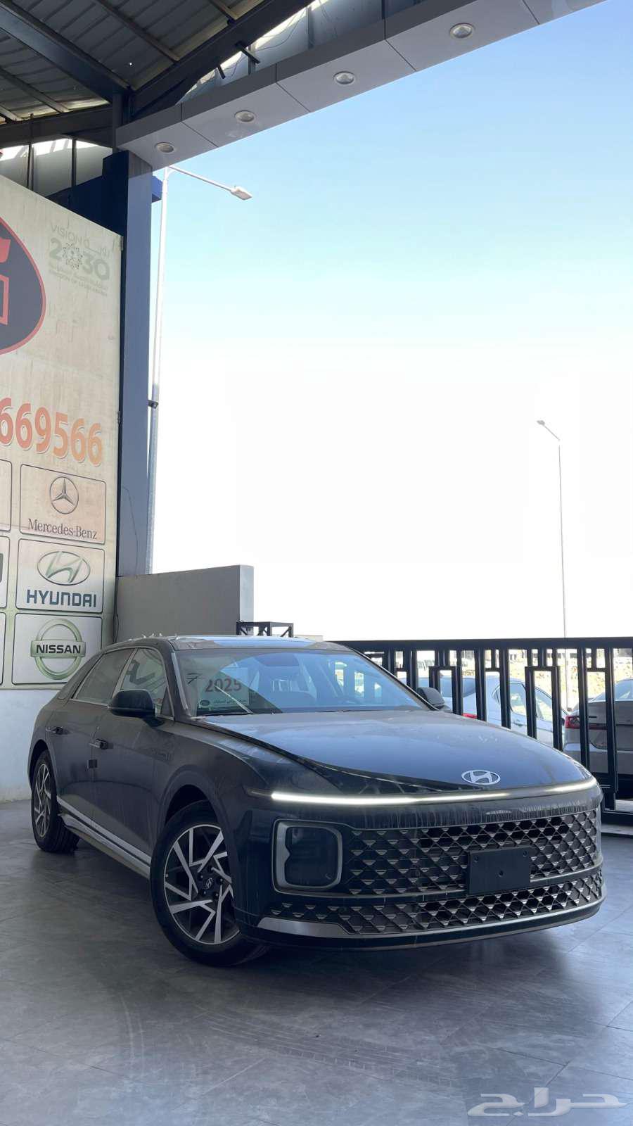 هيونداى ازيرا كلاسيك 202564342261315459111