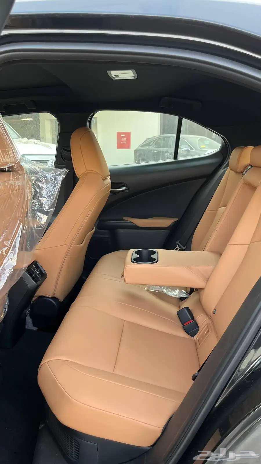 لكزس UX 300 اي اتش أسود هايبرد 2024 اقل سعر كاش واقساط64342487108355113