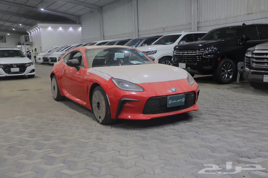 تويوتا GR86 فل كامل قير عادي اربعة سلندر موديل 202564340386838529110