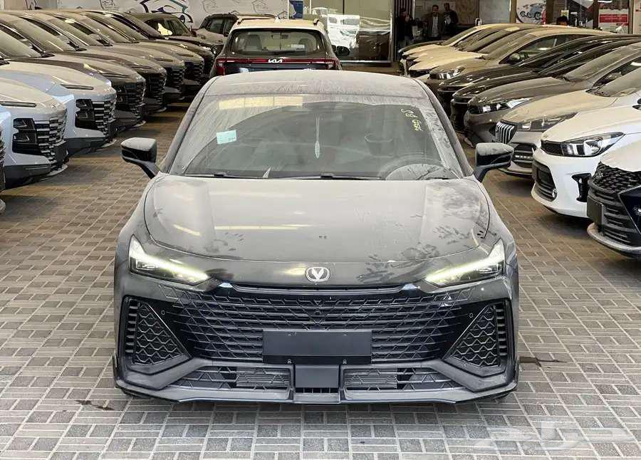 شانجان يوني في UNI V سبورت 2026 اصفار64341129210753114