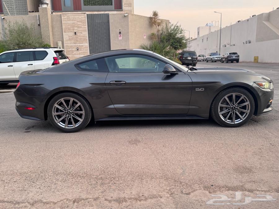 تم البيع - للبيع فورد موستنج GT Premium 2 2016 فل كامل64343899562882113