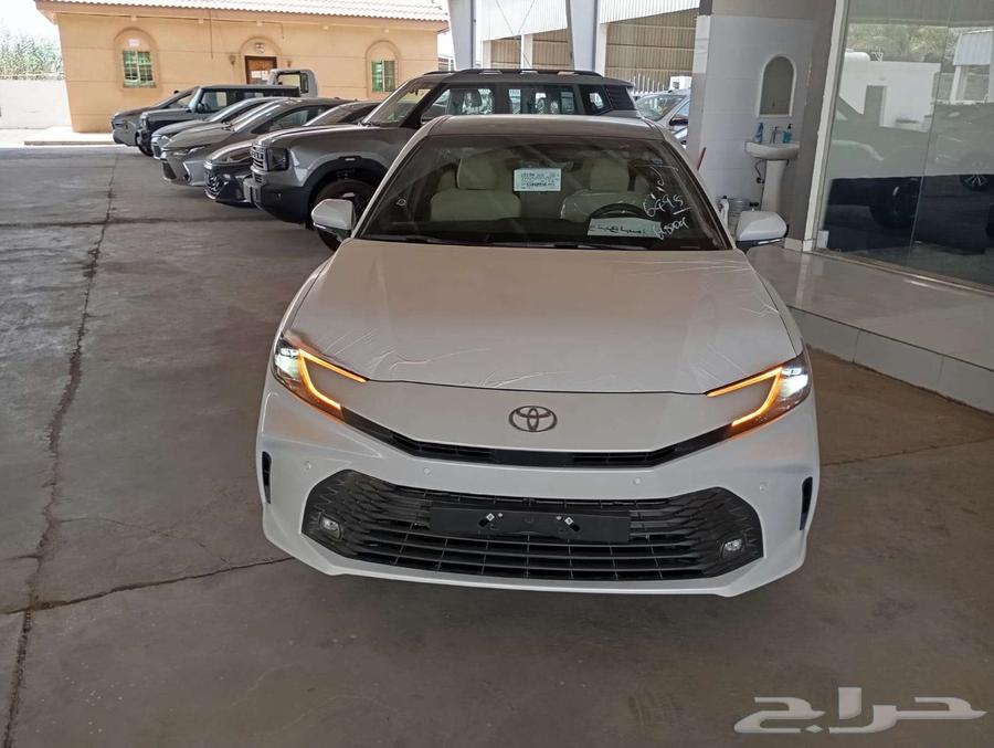 تويوتا كامرى LE هايبرد موديل 2025 كاش -اقساط64344213142401113