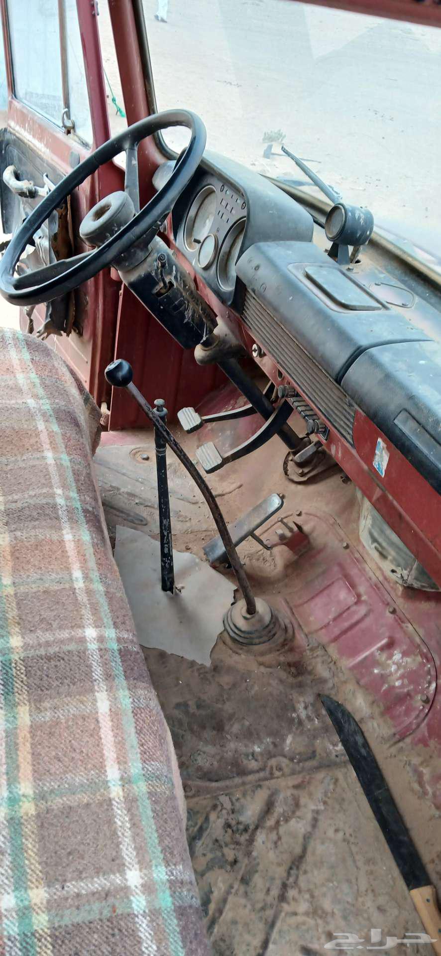 تويوتا وايت مديل 81 احمر للبيع64356295937025113