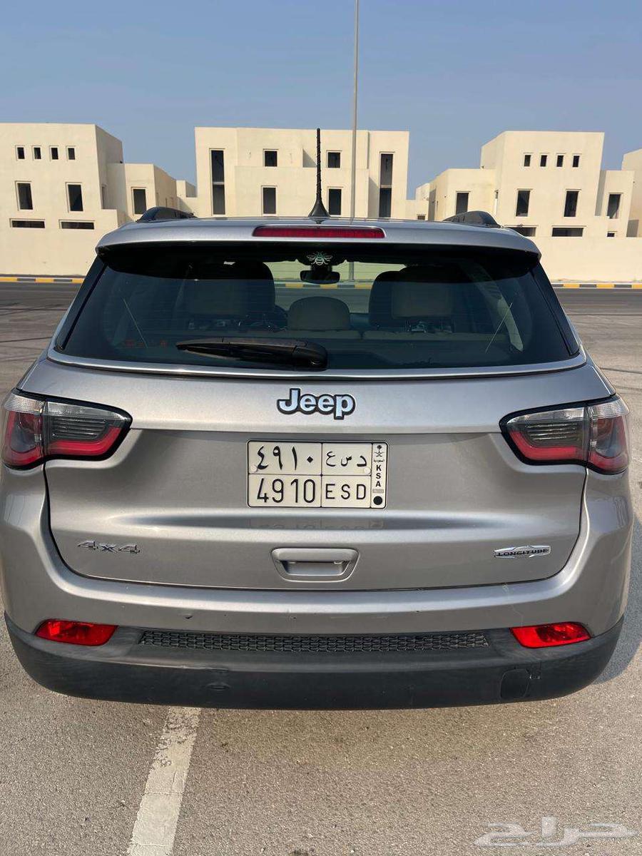 2018 Jeep Compass Latitude Base64354031631235114