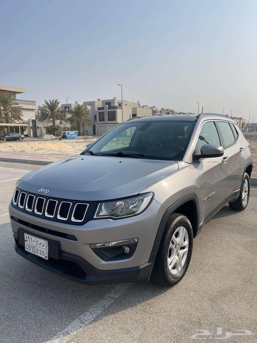 2018 Jeep Compass Latitude Base64354031631235110