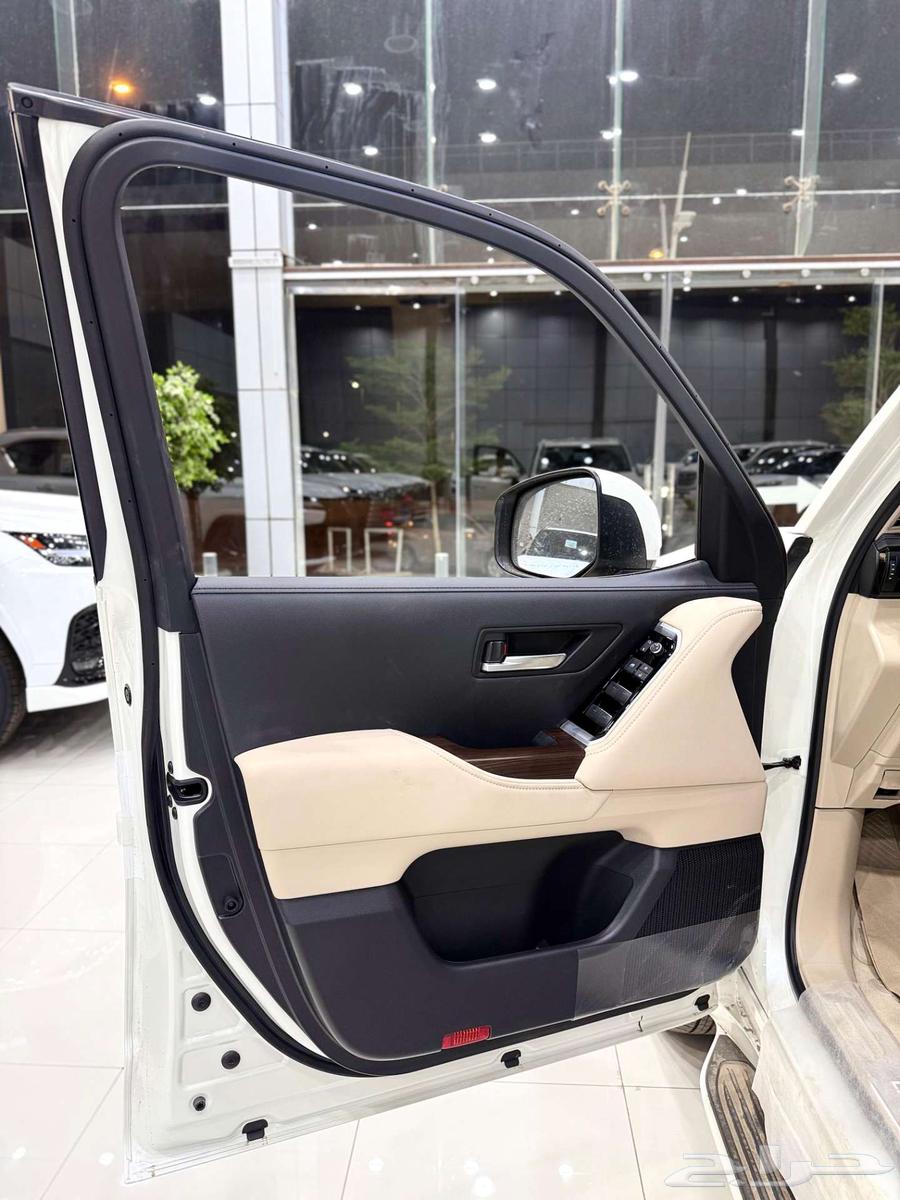 تويوتا لاندكروزر GXR L4 بنزين سعودي 2025 اقل سعر كاش وبنوك64354135510018114